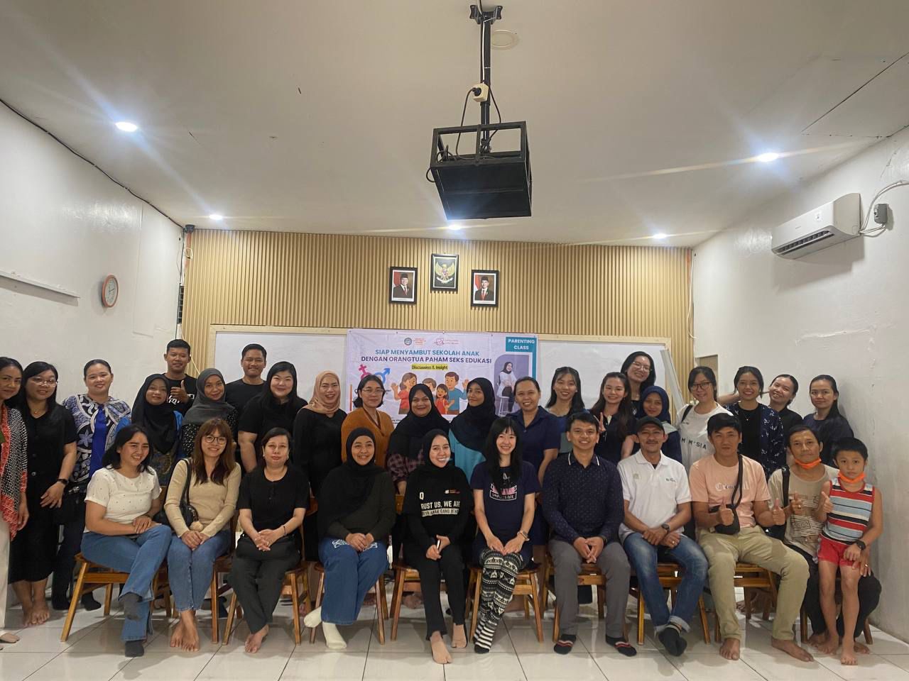 Dedikasi 8 Tahun Menemani Orang Tua: Cerita di Balik Program "Griya Anak Goes to School"